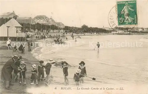 AK / Ansichtskarte Royan_Charente Maritime La Grande Conche et le Casino Royan Charente Maritime