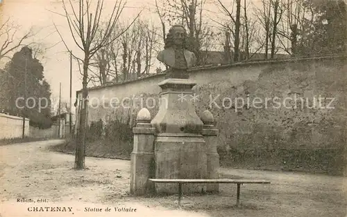 AK / Ansichtskarte Chatenay Malabry Statue de Voltaire Monument Chatenay Malabry