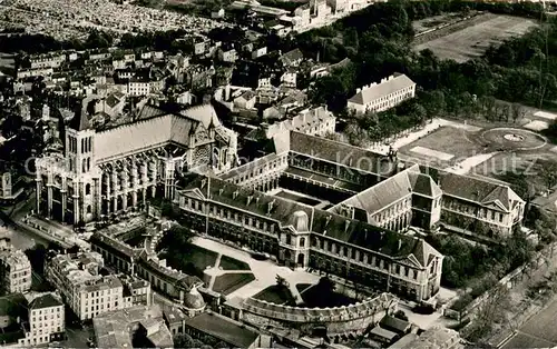 AK / Ansichtskarte Saint_Denis_Chef_Caux La Basilique et le Palais de la Legion dHonneur Vue aerienne Saint_Denis_Chef_Caux