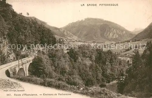 AK / Ansichtskarte Vacheresse Route dAbondance Vue panoramique Vacheresse