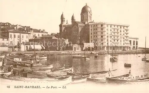 AK / Ansichtskarte Saint Raphael_Var Le Port Saint Raphael Var