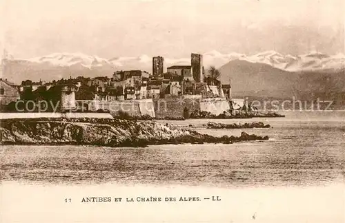 AK / Ansichtskarte Antibes_Alpes_Maritimes et la Chaine des Alpes Antibes_Alpes_Maritimes
