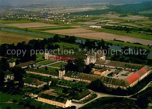 AK / Ansichtskarte Hoexter_Weser Schloss Reichsabtei Fliegeraufnahme Hoexter Weser