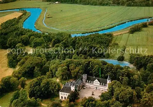 AK / Ansichtskarte Itzehoe Schloss Breitenburg Fliegeraufnahme Itzehoe