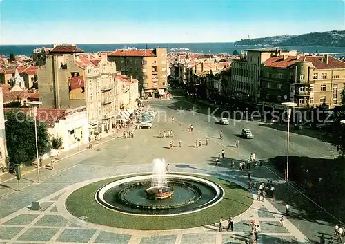 AK / Ansichtskarte Varna_Warna Platz des 9. September Varna Warna