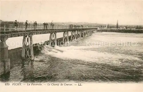 AK / Ansichtskarte Vichy_Allier La Passerelle Le Champ de Courses Vichy Allier
