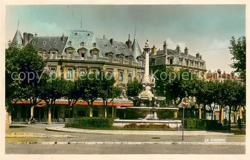 AK / Ansichtskarte Valence_Drome La Fontaine Monumentale Valence_Drome