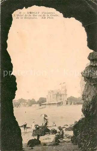 AK / Ansichtskarte Morgat Hotel de la Mer vu de la Grotte de la Baignoire Morgat
