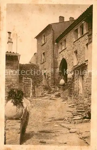 AK / Ansichtskarte Bormes les Mimosas La Place d Horloge Bormes les Mimosas