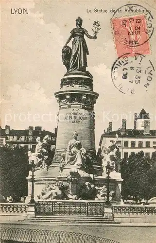 AK / Ansichtskarte Lyon_France La Statue de la Republique Lyon France