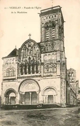 AK / Ansichtskarte Vezelay Facade de lEglise de la Madeleine Vezelay