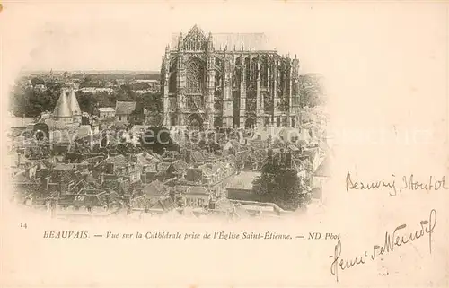 AK / Ansichtskarte Beauvais_Oise Vue sur la Cathedrale prise de lEglise Saint Etienne 