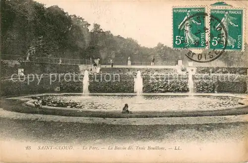 AK / Ansichtskarte Saint Cloud_Hauts de Seine Le Parc Le Bassin des Trois Bouillons Saint Cloud