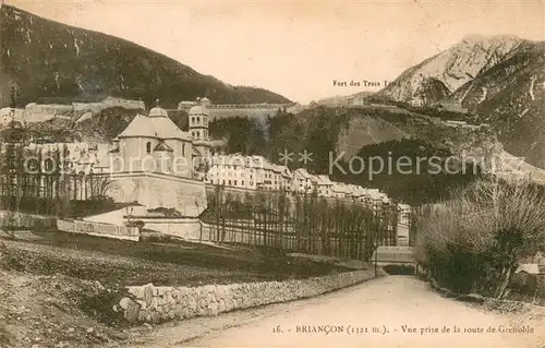 AK / Ansichtskarte Briancon Vue prise de la route de Grenoble Briancon