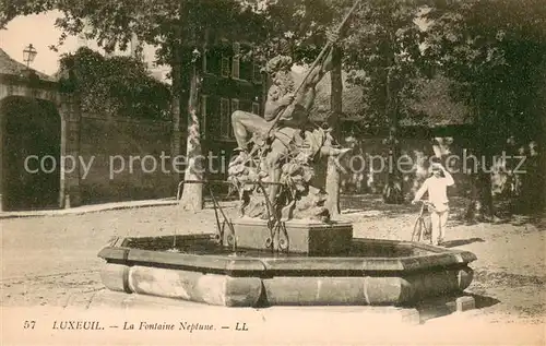 AK / Ansichtskarte Luxeuil les Bains La Fontaine Neptune Luxeuil les Bains