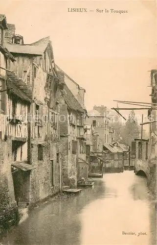 AK / Ansichtskarte Lisieux Sur la Touques vieilles maisons Lisieux
