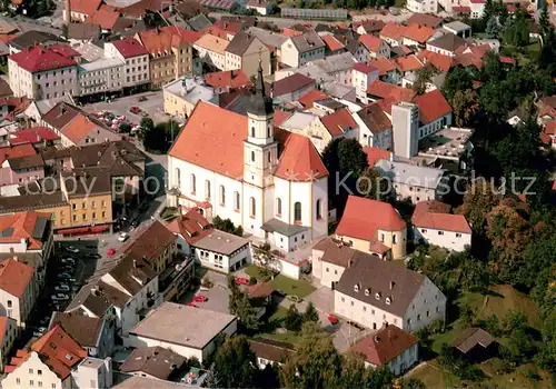 AK / Ansichtskarte Viechtach_Bayerischer_Wald Fliegeraufnahme mit Pfarrkirche St Augustin Viechtach_Bayerischer