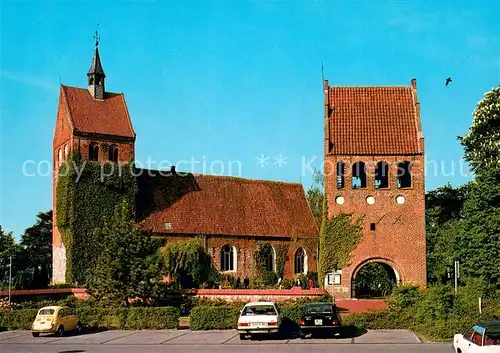 AK / Ansichtskarte Bad_Zwischenahn Kirche mit Glockenturm Bad_Zwischenahn