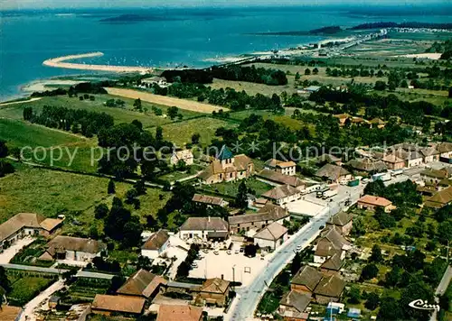 AK / Ansichtskarte Mesnil Saint Pere Vue aerienne le village et le lac Mesnil Saint Pere