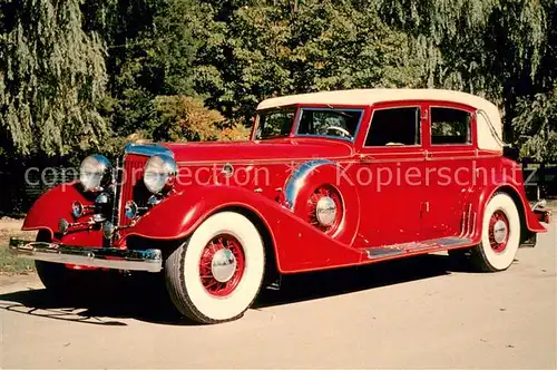 AK / Ansichtskarte Autos 1932 Chrysler Custom Imperial Landau 