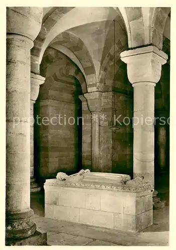 AK / Ansichtskarte Speyer_Rhein Die Krypta mit Grabmal Kaiser Rudolfs von Habsburg im Dom Speyer Rhein