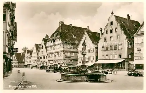 AK / Ansichtskarte Biberach_Riss Hauptstrasse mit Brunnen Biberach Riss