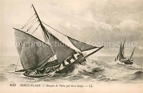 AK / Ansichtskarte Berck Plage Barques de Peche par Gros temps Berck Plage