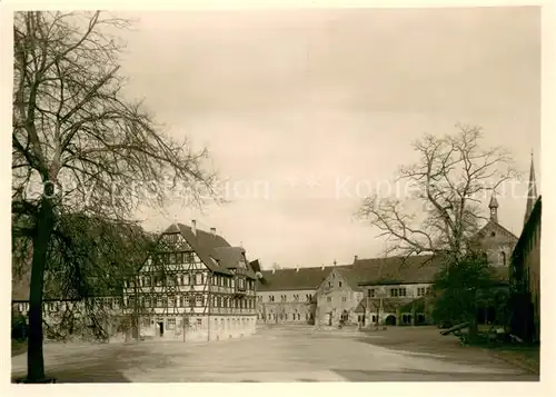 AK / Ansichtskarte Maulbronn Kloster Maulbronn Blick vom Klostertor in den Klosterhof mit Kirche und Kameralamt Maulbronn