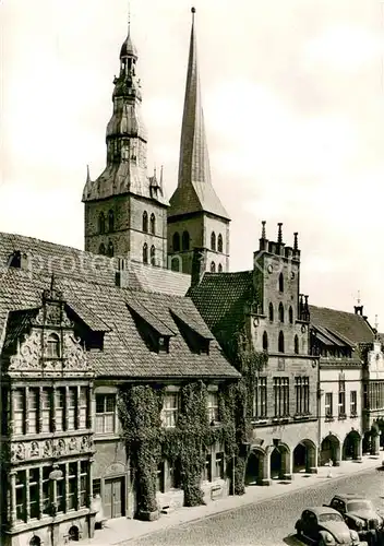AK / Ansichtskarte Lemgo Rathaus mit Tuermen der Nikolaikirche Lemgo