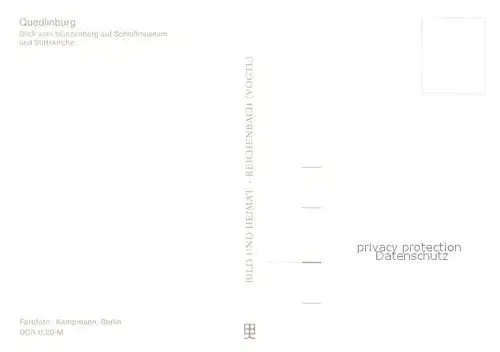 AK / Ansichtskarte Quedlinburg Blick vom Muenzenberg auf Schlossmuseum und Stiftskirche Quedlinburg