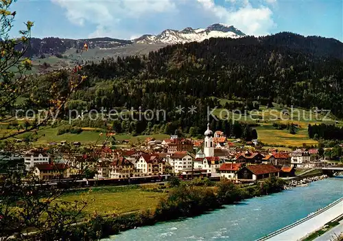 AK / Ansichtskarte Ilanz_GR mit Piz Mundaun Ilanz_GR