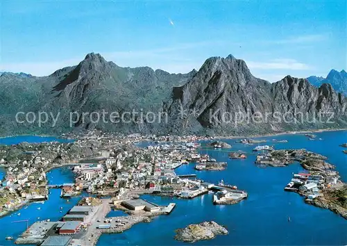 AK / Ansichtskarte Svolvær Fliegeraufnahme Svolvær