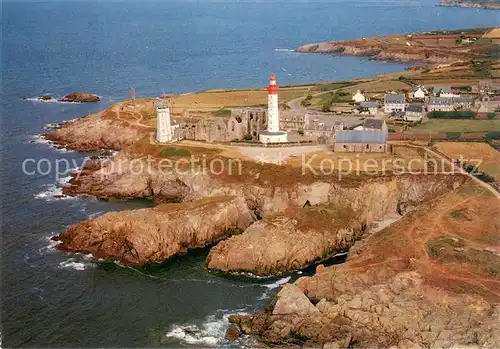 AK / Ansichtskarte Plougonvelin La Pointe Saint Mathieu Le phare et labbaye Vue aerienne Plougonvelin