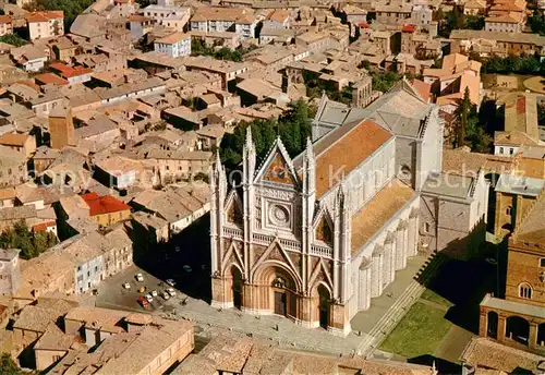 AK / Ansichtskarte Orvieto Veduta Aerea del Duomo Orvieto