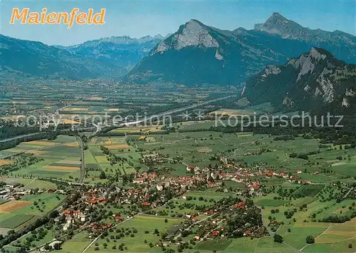 AK / Ansichtskarte Maienfeld Fliegeraufnahme mit Churfirsten Gonzen Alvier und Flaescherberg Maienfeld