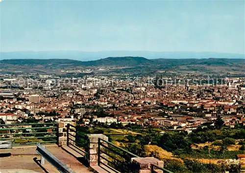 AK / Ansichtskarte Clermont Ferrand Capitale de lAuvergne La ville vue de la Pierre Carree Clermont Ferrand