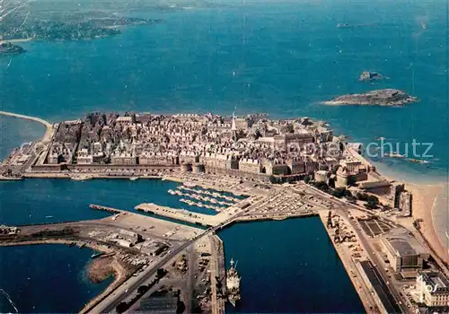 AK / Ansichtskarte Saint Malo_Ille et Vilaine_Bretagne Fliegeraufnahme Bassins  Saint Malo_Ille et Vilaine