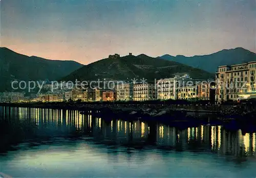 AK / Ansichtskarte Salerno Lungomare di notte Salerno