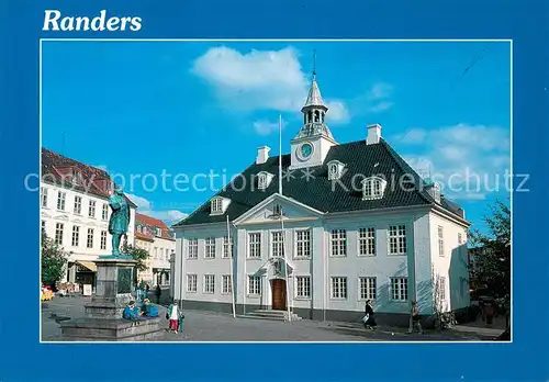 AK / Ansichtskarte Randers Radhus Rathaus Denkmal Randers