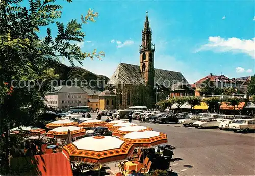 AK / Ansichtskarte Bozen_Suedtirol Walterplatz mit Pfarrkirche Bozen Suedtirol