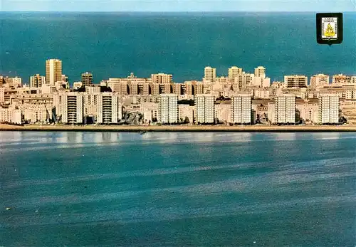 AK / Ansichtskarte Cadiz_Andalucia Fliegeraufnahme Hochh?user am Meer Cadiz Andalucia