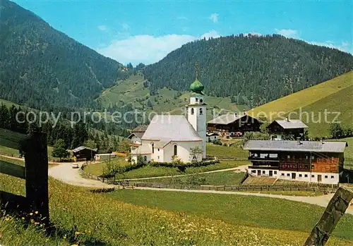 AK / Ansichtskarte Thierbach_Wildschoenau Ortsansicht mit Kirche Thierbach Wildschoenau