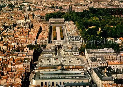 AK / Ansichtskarte Nancy_Lothringen La Place Stanislas Arc de Triomphe Palais du Gouvernement Porte de la Craffe et lEglise Saint Epvre Vue aerienne Nancy Lothringen