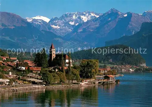 AK / Ansichtskarte Brienz_Brienzersee mit Kirche und Hasliberge Brienz Brienzersee
