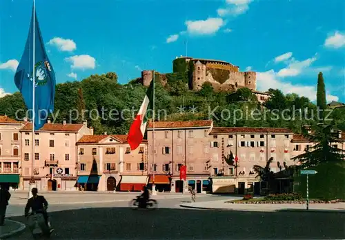 AK / Ansichtskarte Gorizia Piazza della Vittoria e Castello Gorizia