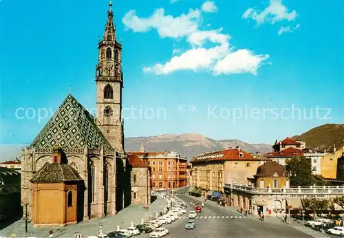 AK / Ansichtskarte Bozen_Suedtirol Walterplatz mit Pfarrkirche Bozen Suedtirol