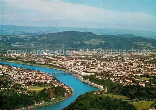 AK / Ansichtskarte Linz_Donau Fliegeraufnahme Linz_Donau