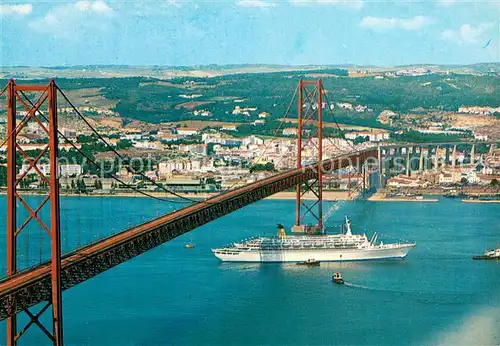AK / Ansichtskarte Lisboa Ponte Salazar Fliegeraufnahme Lisboa