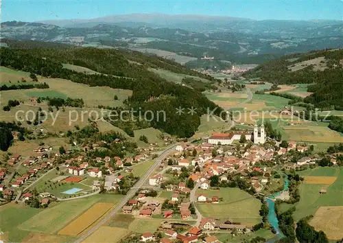AK / Ansichtskarte Gurk Fliegeraufnahme mit Dom Salvatorianerkolleg Mausoleum  Gurk