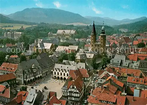 AK / Ansichtskarte Goslar Altstadt Marktplatz Kirche Goslar